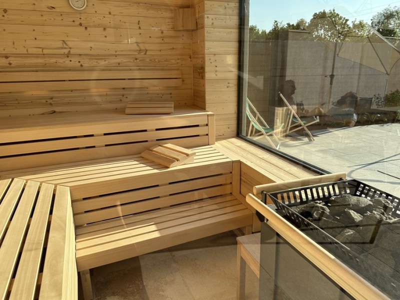 Privates LuxusSPA Sauna, Pool & Garten im Badehaus Kohler genießen